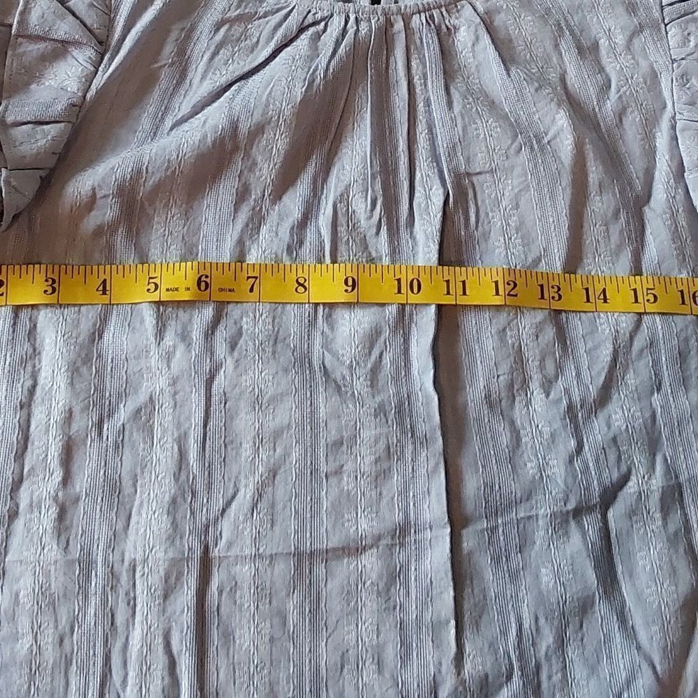 Universal Thread Blouse Sz M Double Ruffle - Picture 12 of 12
